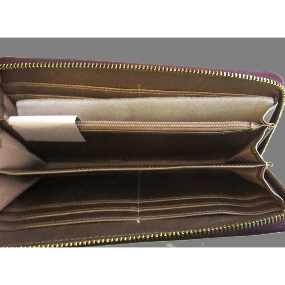 Anne Klein Clutch  New With Tag Burgandy Woman's Accessories - Picture 3 of 3
